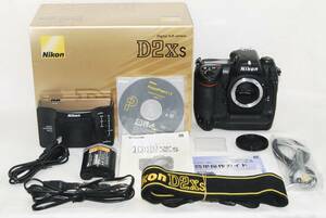 ★新品級943ショット★Nikon ニコン D2Xs ボディ デジタル一眼レフカメラ 元箱一式♪