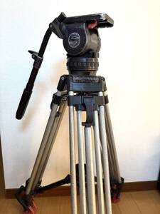 Sachtler ザハトラー VIDEO18P 100mmボール アルミ三脚 ミッドスプレッダー　　　　video15 video18 video20p sb video20 s1 s2 お探しの方