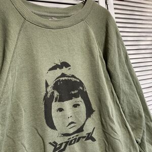 AXWZ 1スタ 緑 バンド スウェット ビョーク bjork ロック 子供 90s 00s ビンテージ アメリカ 古着 ベール 卸 仕入れ kg