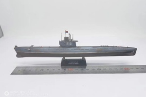 1/350 中国海軍 033型 潜水艦 組立塗装済完成品