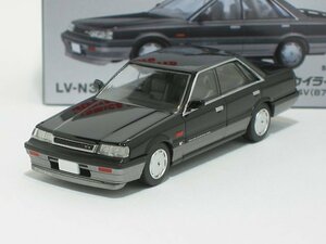 日産 スカイライン 4ドアHT GTS ツインカム24V（黒／銀）LV-N301b【トミーテック社1/64ミニカー】【トミカの時】