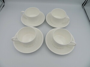 WEDGWOOD ウェッジウッド コロシアム Bone China カップ＆ソーサー 4客セット 食器 カップ ソーサー シンプル ホワイト