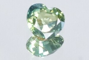 綺麗なバイカラーの輝き☆彡VS オーストラリア産 天然サファイア 4 x 3.8mm ハート 0.30ct ルース