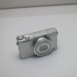 美品 FUJIFILM XQ1 シルバー 即日発送 デジカメ FUJIFILM 本体 あすつく 土日祝発送OK