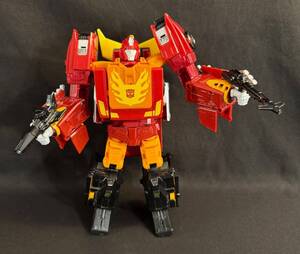 TRANSFORMERS POWER OF THE PRIMES RODIMUS PRIME LEADER CLASS 2017 W/ WEAPONS 海外 即決