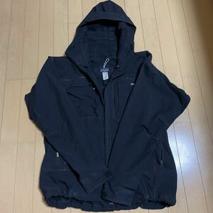 パタゴニア　マウンテンパーカー　patagonia