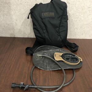 YK-5549 中古品 CAMELBAK キャメルバック 容量1.5L リットル 50oz ボディバッグ ランニング リザーバー サイクリング 水筒