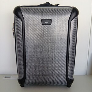 【中古品】TUMI トゥミ TEGRA-LITE テグラライト 2輪 スーツケース キャリーバッグ TSAロック 39L 028121TG 破損有