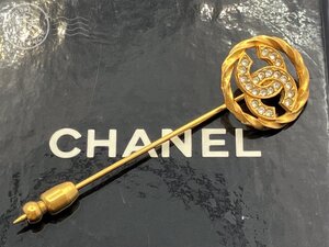 AL0605418　★ CHANEL シャネル 1058 ピンブローチ ココマーク ラインストーン ビジュー ゴールドカラー ヴィンテージ アクセサリー