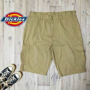 ☆Dickies ディッキーズ☆ハーフ カーゴパンツ size Ｗ40 大きめ Ｓ1563