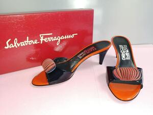 正　規 　品　未 　使 　 用 ！ 　 Salvatore Ferragamo　 サルヴァトーレ フェラガモ 　ミュール 　 21910523