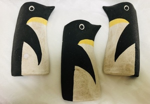 (まとめ売り)鹿児島　睦　花瓶　ペンギン３個と135万円のバニラクロコダイルの2wayバッグ