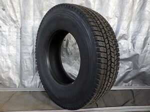 UT2166-ヨコハマ SY397 295/80R22.5 153/150J 未使用 1本のみ スタッドレスタイヤ 2017年製