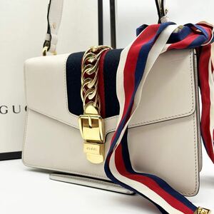 ●高級●GUCCI グッチ シルヴィ ワンショルダーバッグ ハンドバッグ 鞄 かばん シェリーライン リボン ゴールド金具 肩掛け可 レザー 白