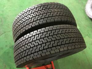 s264-4-3 ☆235/70R17.5 中古2本(未使用品)♪ 2020年製 ヨコハマ ZEN903ZW スタッドレス♪ k70