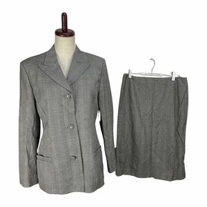 Vintage Gianni VERSACEヴィンテージ　ジャンニ ヴェルサーチ　レディース　グレー　スーツ　セットアップ スカート ジャケット 上着