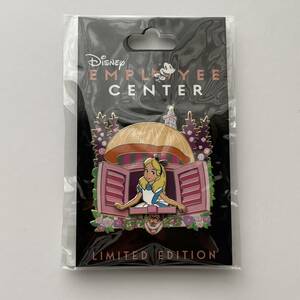 【未開封】D23 窓 ピンバッジ アリス LE400 【送料無料・匿名配送】DestinationD23 2023 disneypins Windows of Wonder チシャ猫