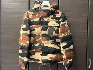 MONCLERモンクレールLIORAN GIUBBOTTO フード付きダウンジャケット B20914195205 57967 カモフラージュ迷彩ジーニアスGenius down jacket