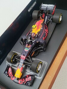 ☆ 稀少品！PMA1/18 アストンマーチン レッド ブル レーシング タグホイヤー RB14 オーストラリアGP 2018 #33 М.フェルスタッペン ☆