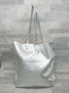 ◇ PELLE BORSA?ペレボルサ メタリック カジュアル トートバック シルバー レディース P