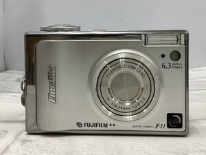 【58646.0129J】中古デジカメ★FUJIFILM FinePix F11★富士フィルム ファインピックス★動作確認済★6.3メガピクセル シルバー 