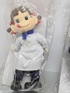  Ｅ8-1　不二家 おすわりペコちゃん 人形 コックさんの出品です。