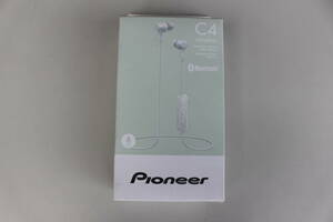 ①　パイオニア PIONEER　SE-C4BT(W) [ワイヤレスイヤホン ホワイト]　未開封　箱痛み品