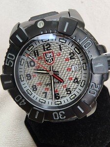 ●超特価・超美品・LUMINOX ダイバーウォッチ QZ・アウトドアー ・アメリカ海軍使用・ウォッチケース新品