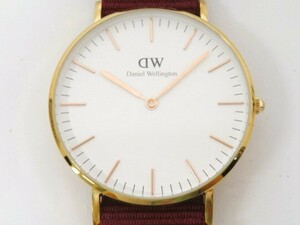 ♪hayy1709-1 542 DW Daniel Wellington ダニエルウェリントン B36R25 白文字盤 クォーツ ユニセックス 腕時計 腕周り約18cm 稼働