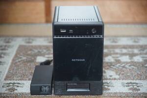 NETGEAR ReadyNAS 104(RN104) 4ベイNAS 中古