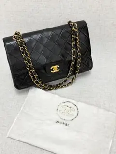 シャネル　マトラッセ　ダブルフラップ　CHANEL　3番　チェーンショルダー