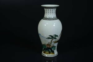 【和】(8045)　時代古作　唐物　乾隆年製　色絵風景文花生　花瓶　粉彩