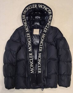 【良品】正規品 MONCLER モンクレール ダウンジャケット モンクラー 【サイズ３】