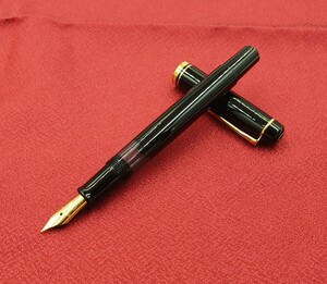 ◆1円スタート◆ 万年筆 ペリカン Pelikan ペン先 ゴールド 筆記用具 現状品 