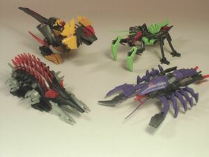 【マッカーチス/ディマンティス/ディロフォース/グランチャー】 EZ-047,048,050,051 4種セット　組済　ゾイド ZOIDS　トミー