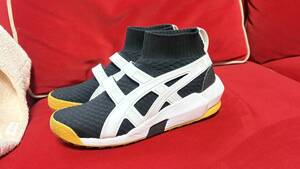 Onitsuka Tiger（オニツカタイガー） KNIT TRAINER ブラックホワイト 118 3B 535【訳あり】レア