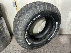 LT285/70R17 121/118Q M+S 1本 BFグッドリッチ BF Goodrich Mud-Terrain T/A KM2【中古/埼玉より発送】