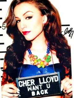 シェール・ロイド直筆サイン入り超大型写真…Cher Lloyd,