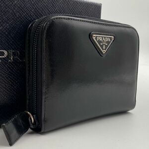 H1492【美品】プラダPRADA サフィアーノナイロン　二つ折り　財布　ウォレット　コンパクト　ラウンドファスナー　レディースメンズ