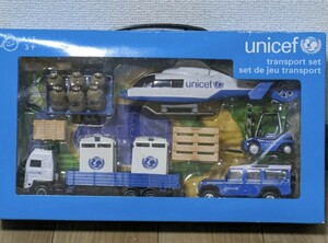 D08040 ユニセフ UNICEF のりものセット 車 トラック ヘリコプター 玩具 おもちゃ 札幌発