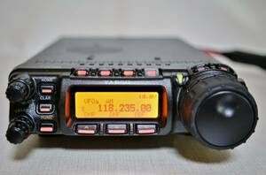 FT-857D　YAESU　HF/50/144/430MHz　オールモード　100W　無線機　美品　新スプリアス規定機種