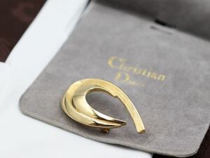 【極美品】月モチーフ Christian Dior ブローチ moon ロゴ クリスチャン ディオール ヴィンテージ アクセサリー レディース 結婚式 C25