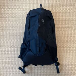 【チャック難あり】アークテリクス ARC’TERYX アロー 22 バックパック　Arro 22 Backpack