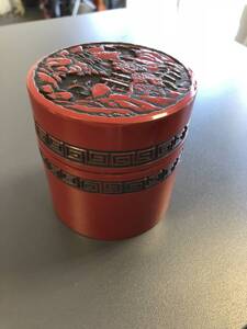 ☆茶筒　茶缶　工芸品　漆芸　朱色　中国古美術品　アンティーク　中古　（NF240802）Zi-1758