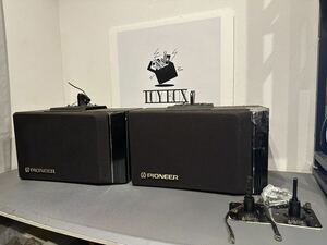 【中古】スピーカー ペア PIONEER パイオニア CS-V26-LR 天吊り カラオケ等 店舗用品 音響機器 オーディオ 【札TB01】