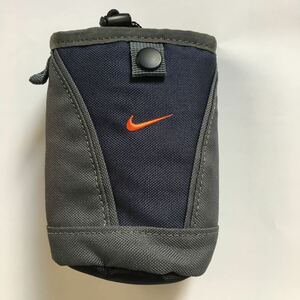 ナイキペットボトルホルダー　美品ですが色褪せ変色有　NIKE ポーチ 