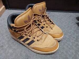 adidasハイカットスニーカー 26.5cm