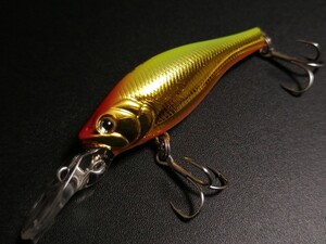 バスデイ　管極 shad カンゴクシャッド　管極シャッド　レッド　イエロー　ゴールド