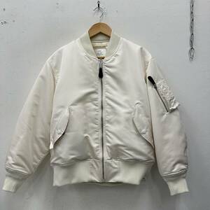 ⑰HYKE ハイク ジャケット L WHT ホワイト ポリエステル 27047 22AW MA-1 リバーシブル