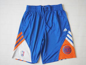 ☆送料無料☆ adidas アディダス USA直輸入 古着 NBA NEW YORK KNICKS ニューヨーク・ニックス ロゴ ハーフパンツ メンズ M ブルー 中古